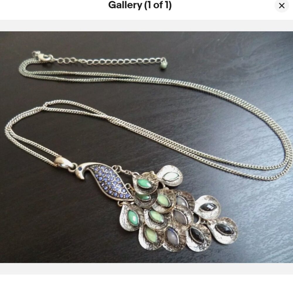 VINTAGE ESTATE RHINESTONE PEACOCK BIRD 37" NECKLACE 1974